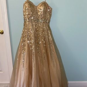 Gold prom dress/ball gown